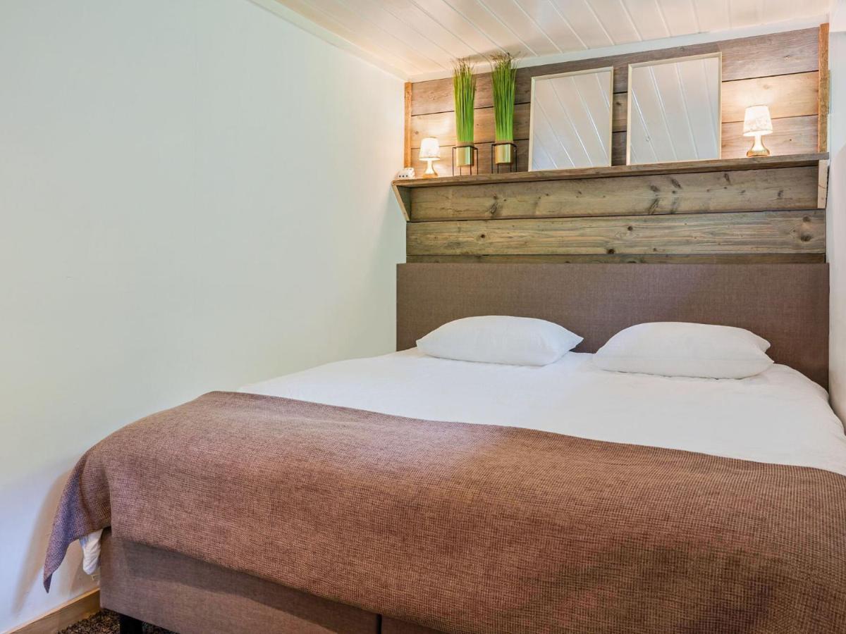 Upscale Bungalow In Lanaken With Private Garden Buitenkant foto