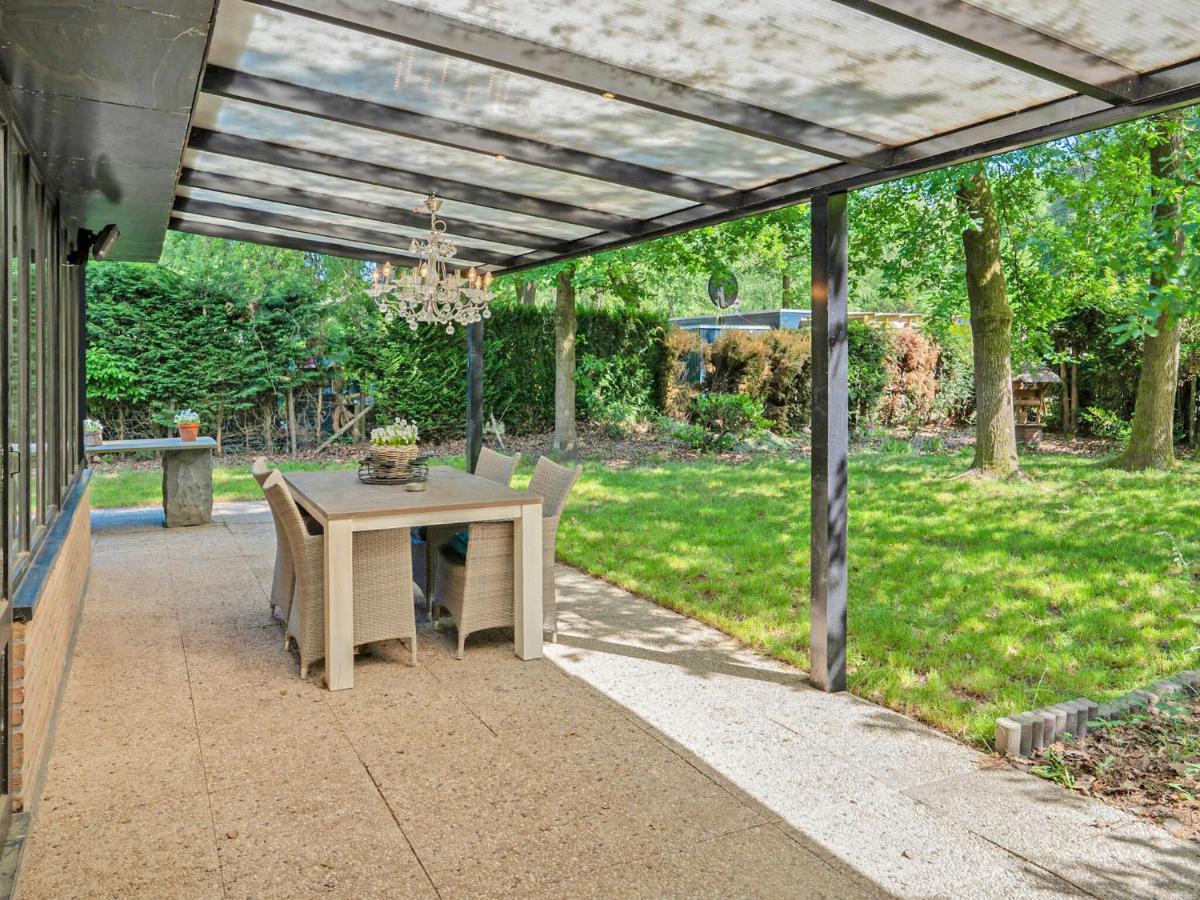 Upscale Bungalow In Lanaken With Private Garden Buitenkant foto