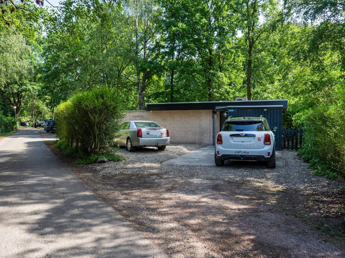 Upscale Bungalow In Lanaken With Private Garden Buitenkant foto