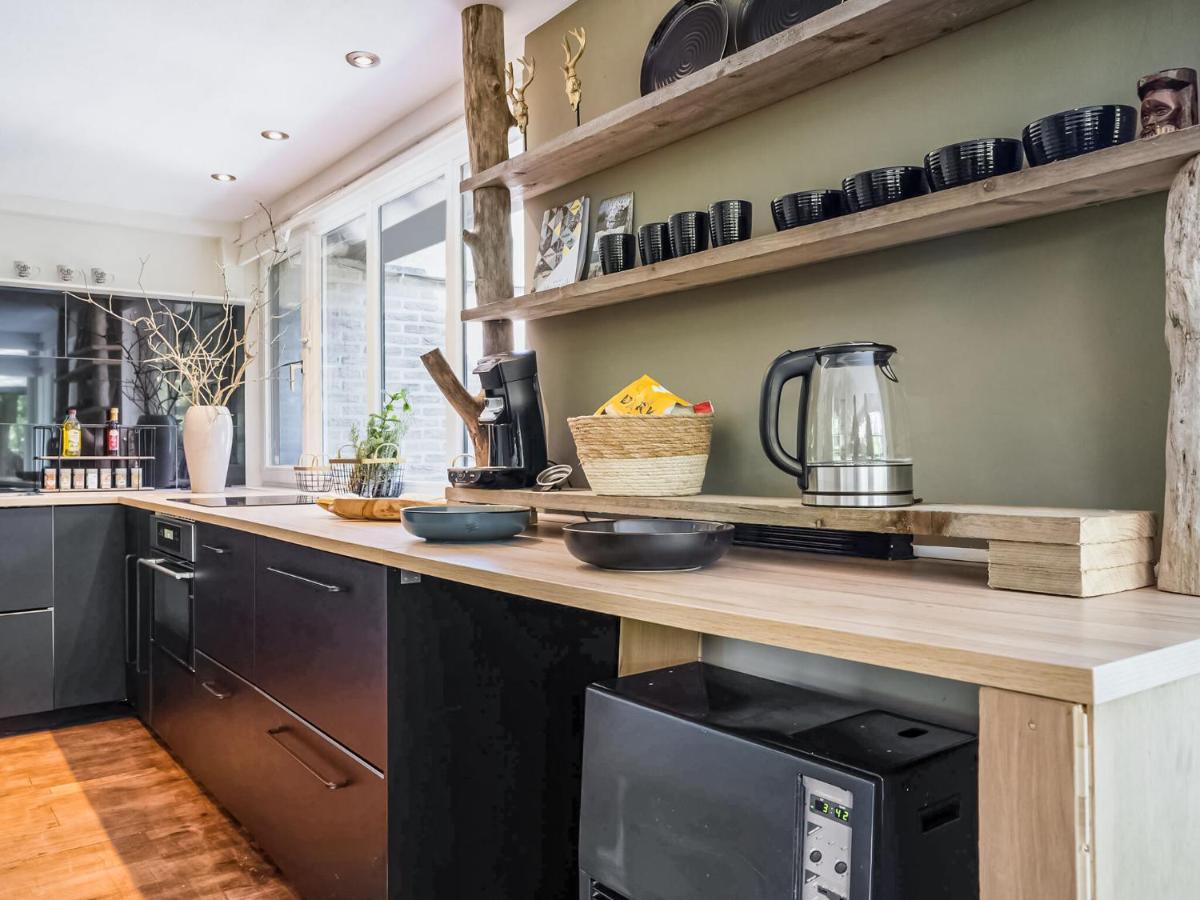 Upscale Bungalow In Lanaken With Private Garden Buitenkant foto